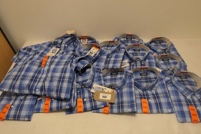 Lot 3437 - 15 Men's Chap shirts in blue