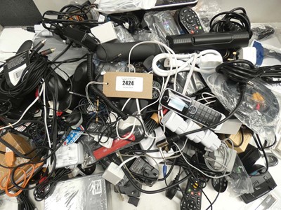 Lot 2424 - 2x bags of assorted cables, leads, PSUs,...