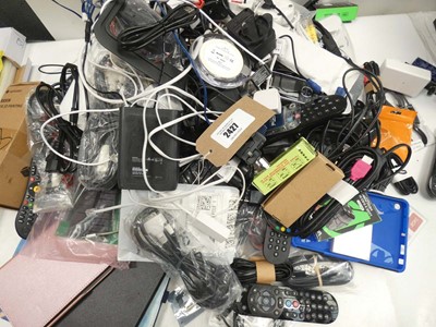 Lot 2427 - 2x bags of assorted cables, leads, PSUs,...