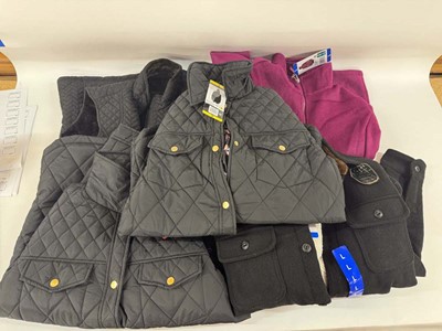 Lot 3835 - 5x jackets and gilets by Weatherproof, Jachs...