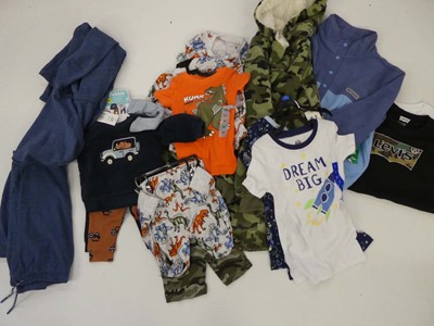 Lot 3814 - Bag containing mixed boys clothes to include...