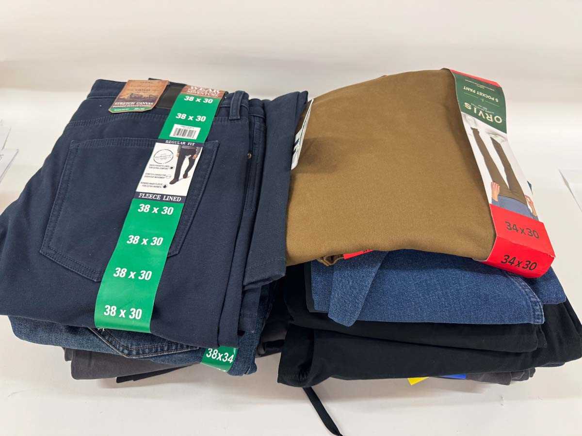 Lot 3856 - 18x pairs mixed gents trousers and jeans by...