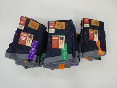 Lot 3900 - Bag containing 25 girls Levi's denim shorts