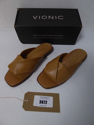 Lot 3672 - Boxed pair of ladies Vionic slide sandals,...