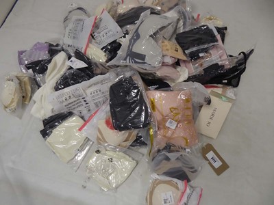 Lot 3711 - Selection of mixed ladies and men's underwear