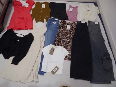 Lot 3721 - Selection of Zara & Sister Companies clothing