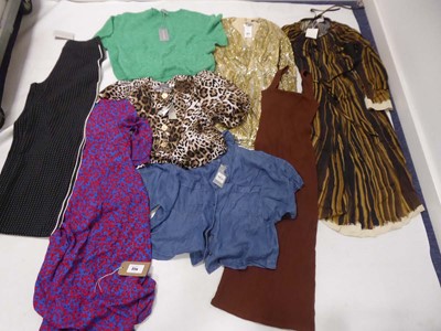 Lot 3724 - Selection of clothing to include COS, Mint...