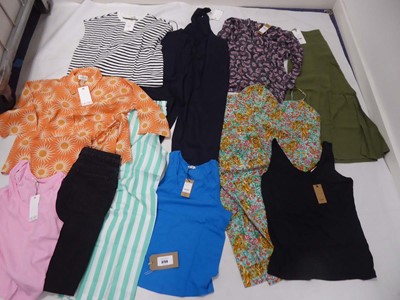 Lot 3759 - Selection of Hush clothing