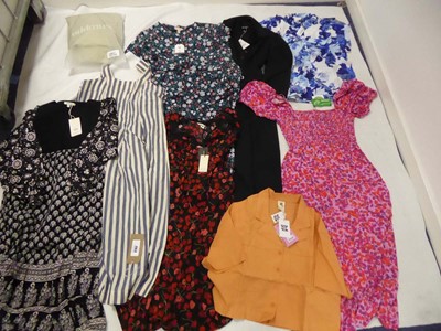 Lot 3762 - Selection of clothing to include Karen Millen,...