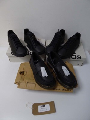 Lot 3788 - 2 boxed pairs of juniors Adidas Advantage...