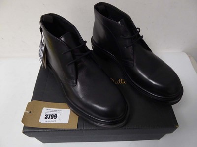 Lot 3799 - Boxed pair of men's Massimo Dutti ankle boots,...