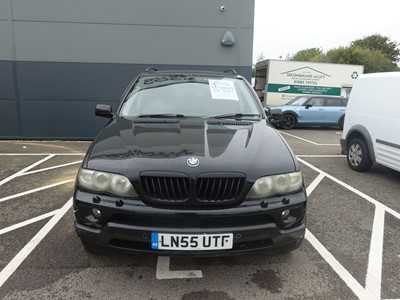 Lot 4002 - (LN55 UTF) 2005 BMW X5 SE D estate in black,...