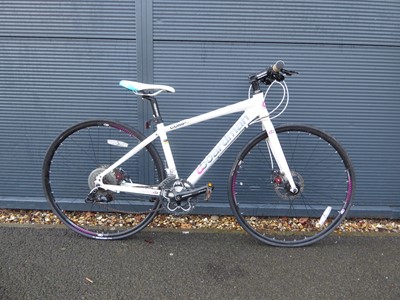 Lot 4022 - Boardman Compfi white hybrid bike