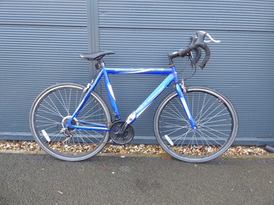 Lot 4034 - Vittesse 21 speed blue racing bike