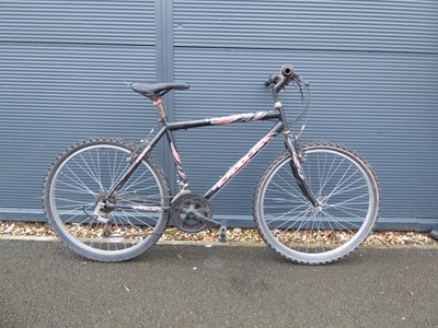 Lot 4045 - Exodus Havok black mountain bike