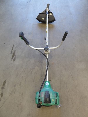 Lot 4064 - Garden Line petrol strimmer