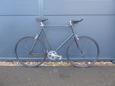 Lot 4041 - Dark green racing bike