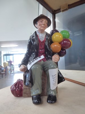 Lot 5004 - Royal Doulton 'Balloon Man'