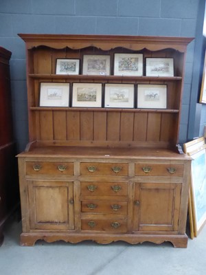 Lot 5058 - Victorian pine dresser