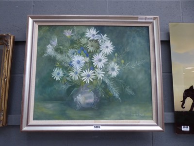 Lot 5065 - Angela Hutt oil on canvas still life with flowers