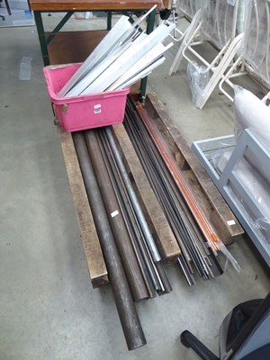 Lot 4293 - Assortment of angle iron, steel pipes, copper,...