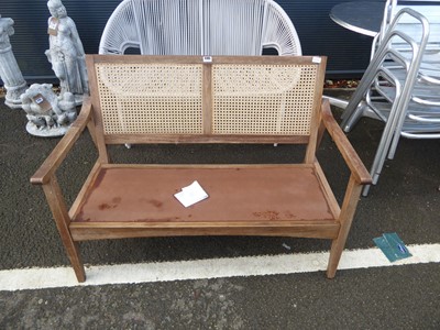 Lot 4185 - Garden bench