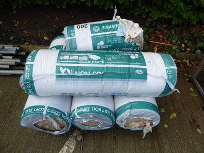 Lot 4204 - 4.5 rolls of loft insulation