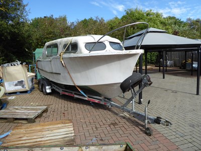 Lot 4223 - Freeman 22 1972 motor boat with Degraaff twin...