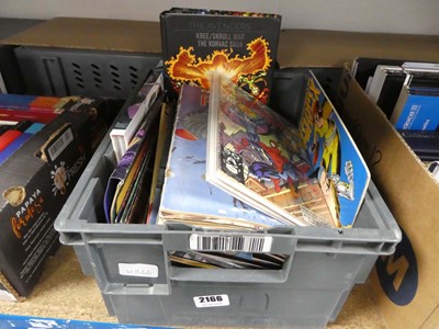 Lot 2166 - Selection of comics and graphic novels