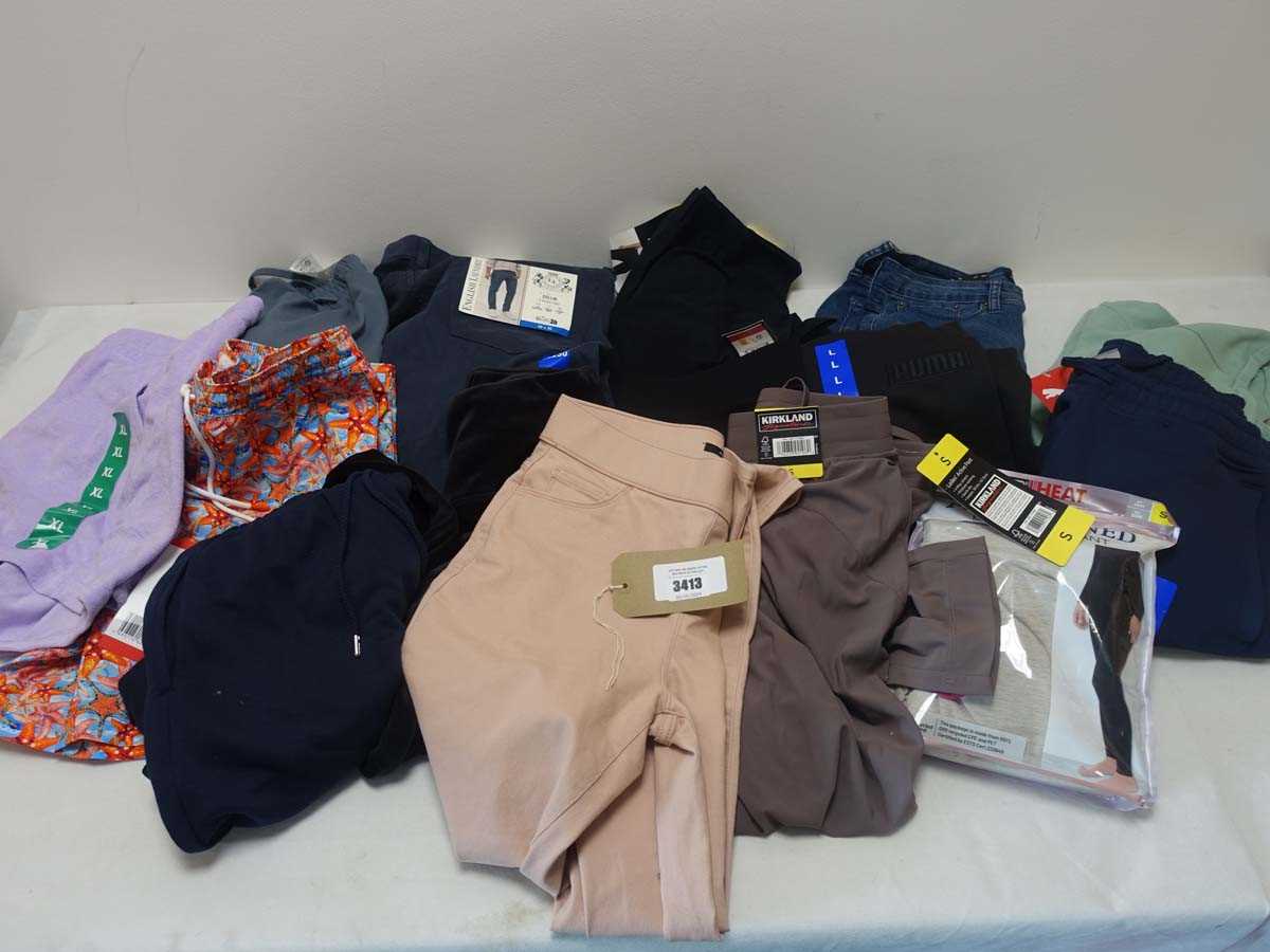 Lot 3413 - 15 Pairs of mixed trousers/Shorts to include...