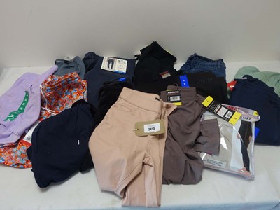 Lot 3413 - 15 Pairs of mixed trousers/Shorts to include...