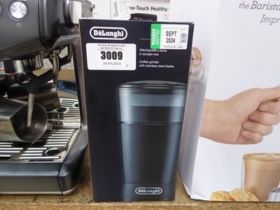 Lot 3009 - Delonghi coffee grinder