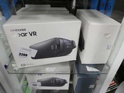 Lot 2200 - 3 Samsung Gear VR headsets