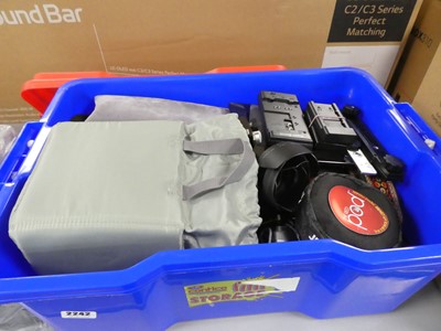 Lot 2242 - Box containing various cameras, binoculars,...