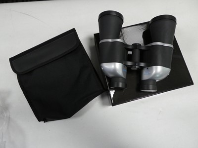 Lot 2243 - Pair of binoculars in case