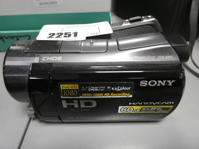 Lot 2251 - Sony CMOS HDR SR11 handicam