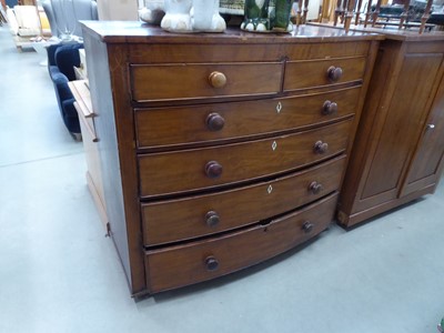 Lot 5123 - Victorian bow fronted chest of 2 over 4 drawers