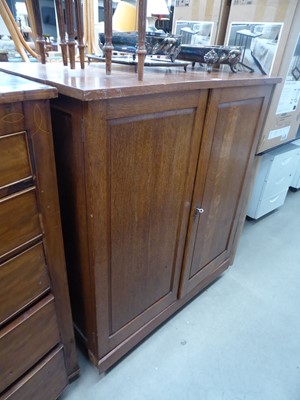 Lot 5126 - Oak double door storage cupboard