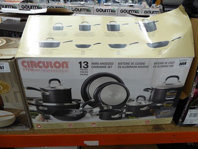 Lot 3058 - Circulon cookware set