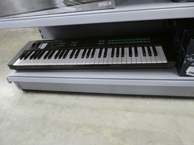 Lot 2287 - Yamaha DX27 digital programmable algorithm...