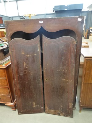 Lot 5250 - Georgian mahogany double door corner cupboard