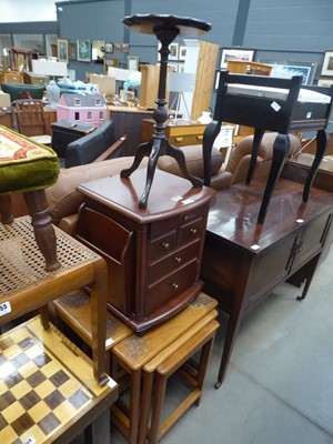 Lot 5257 - Tripod wine table, plus modern 4 drawer...