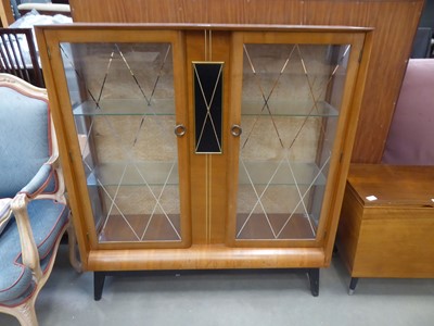 Lot 5287 - 1950s double door china cabinet