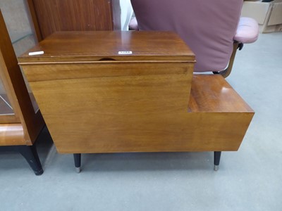 Lot 5288 - Walnut sewing box