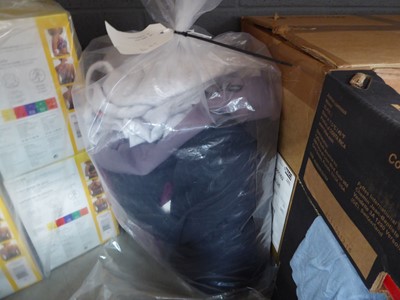 Lot 3288 - Bag containing approx. 18 leggings plus 2...