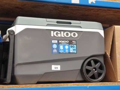 Lot 3315 - Igloo max cold 90L cool box