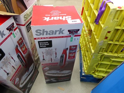 Lot 3191 - Shark upright steam mop