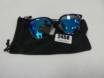 Lot 2458 - Pair of RayBan sunglasses in cloth case