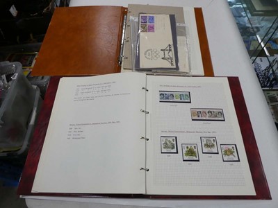 Lot 2488 - 2 stamp albums containing stamps