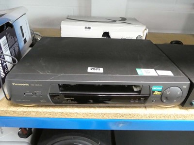 Lot 2571 - Panasonic VHS recorder